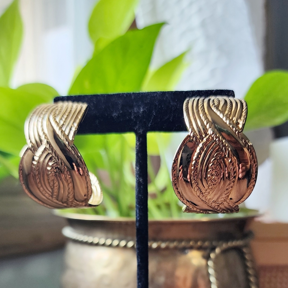 Avon Gold and Bronze Textured Earrings
